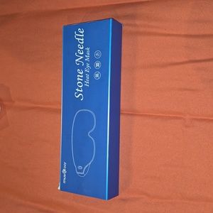 BNIB Stone Needle Heat Eye Mask